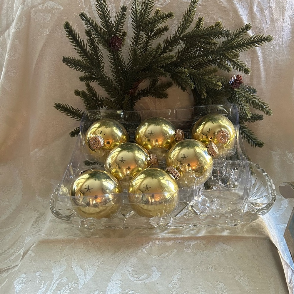 Vintage Gold Glass Ornaments in box jaclyn smith kmart Christmas ornaments veuc